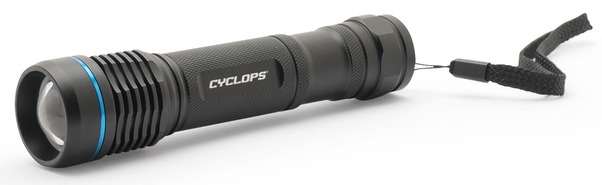 Cyclops CYCFLS700 Steropes 700Black Anodized Aluminum White Cree LED 400/700 Lumens 220 Meters Range